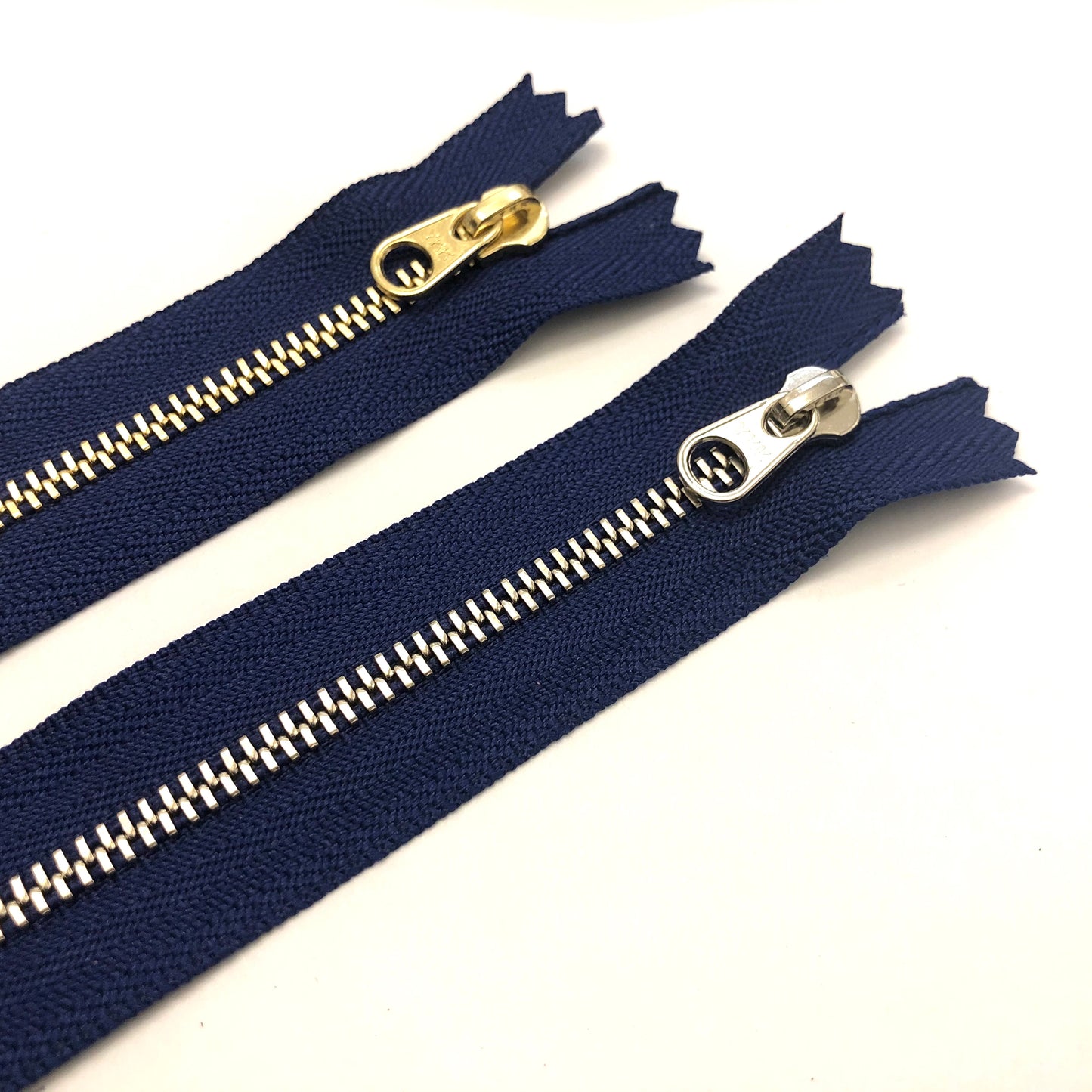 YKK Excella Zippers #3 - 20"