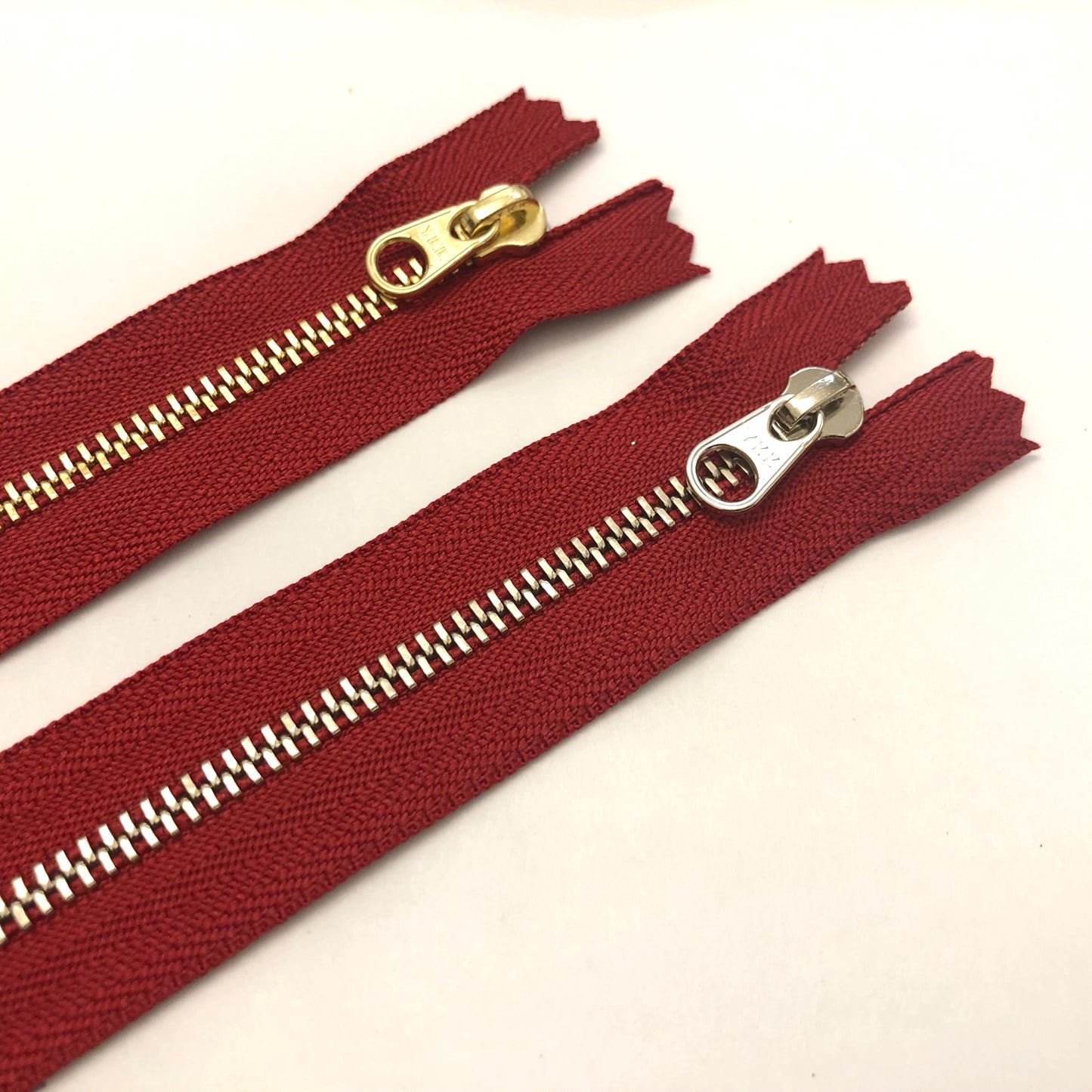 YKK Excella Zippers #3 - 20"