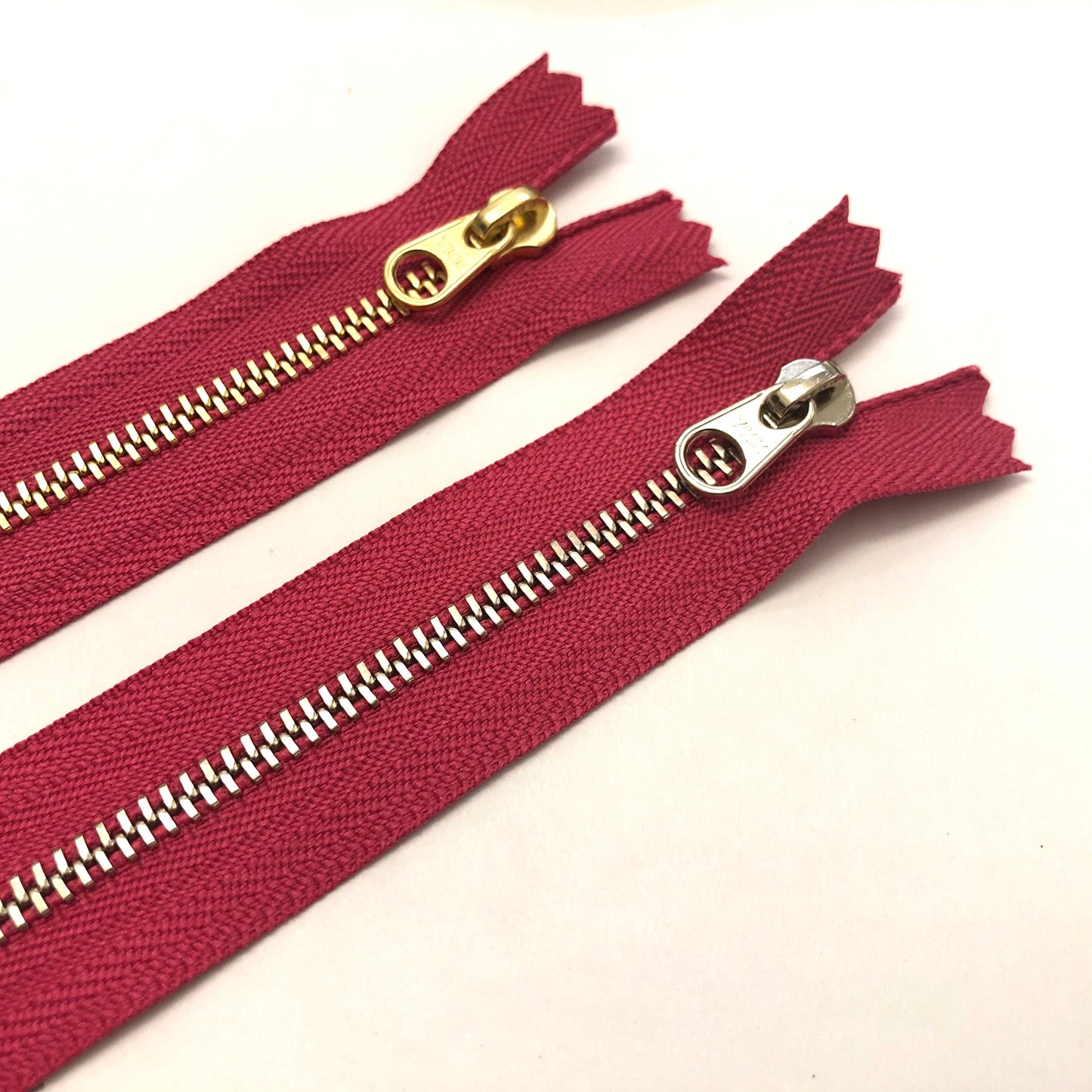 YKK Excella Zippers #3 - 20"