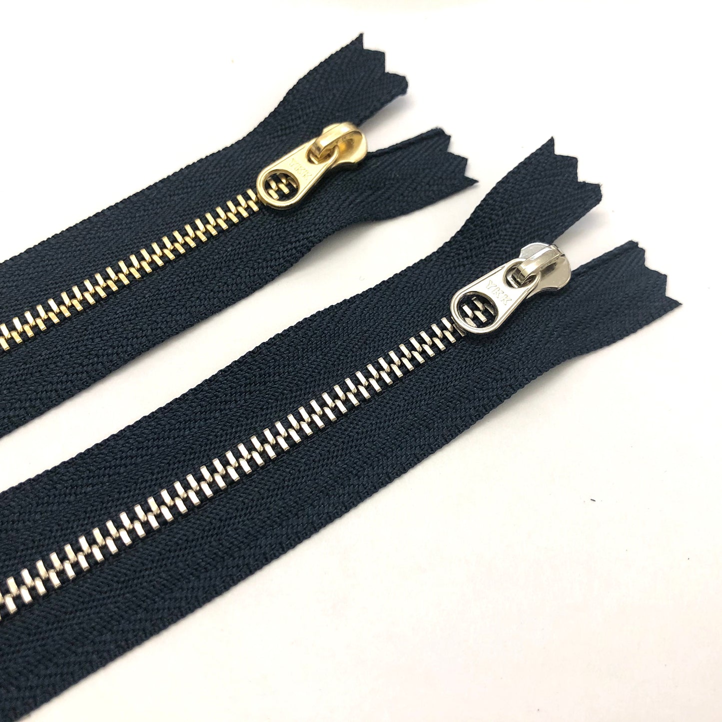 YKK Excella Zippers #3 - 20"